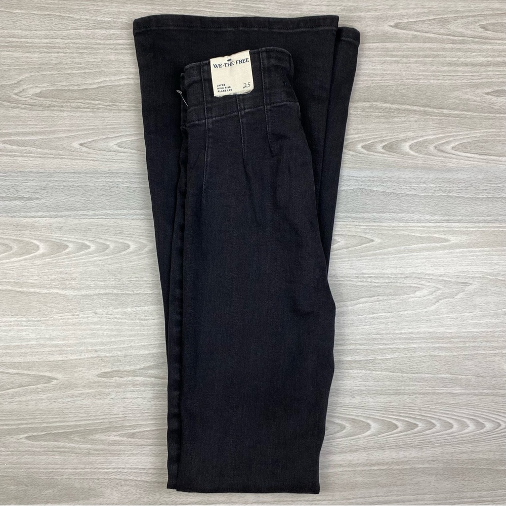 Free People x We The Free Jayde Retro High Rise Flare Stretch Jeans Onyx 25 - Picture 10 of 17